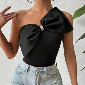 Ladies" Summer Sleeveless Slim Fit Top With Exaggerated Large Bowknot Decoration